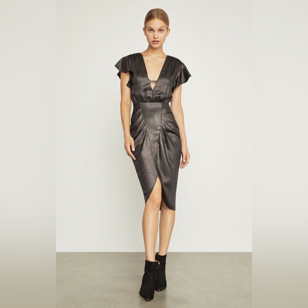 BCBG MAXAZRIA GUNMETAL/BLACK METALLIC SHEATH DRESS Size: 4